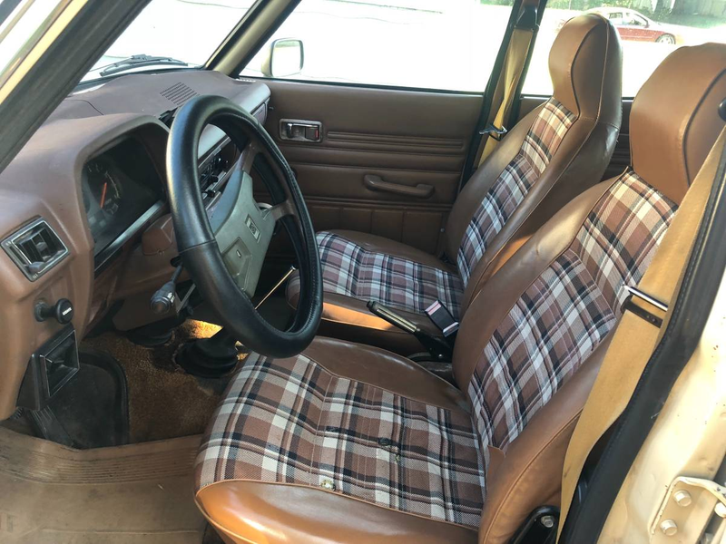 Illustration for article titled At $2,300, Could This 1979 Subaru DL Put a Smile on Your Face?